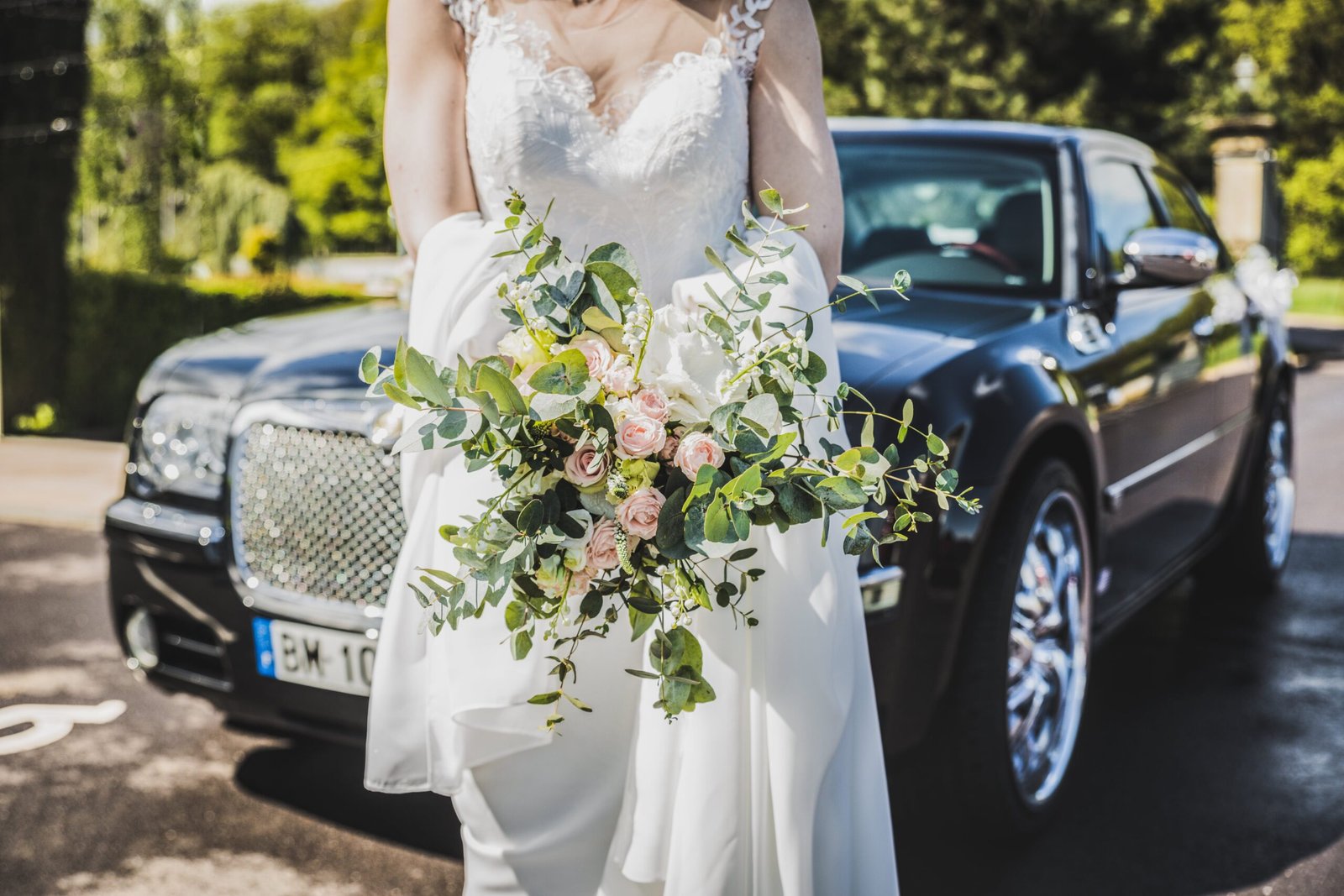 Choosing best chauffeur service for weddings in perth