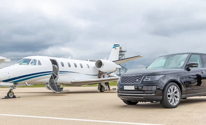 Aeroplane with Land Rover